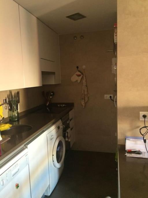Relajate Despues De Patear Madrid Apartman Kültér fotó