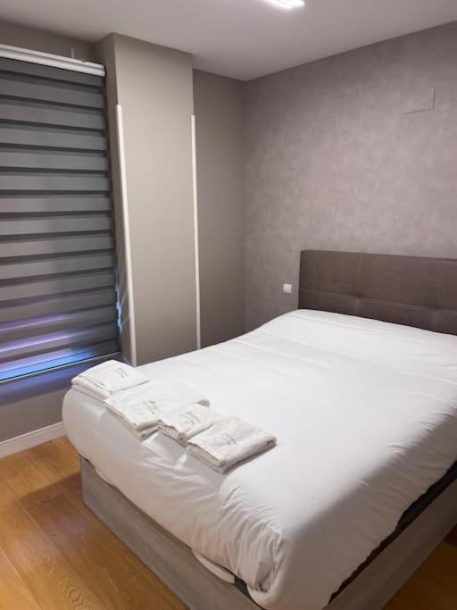 Relajate Despues De Patear Madrid Apartman Kültér fotó