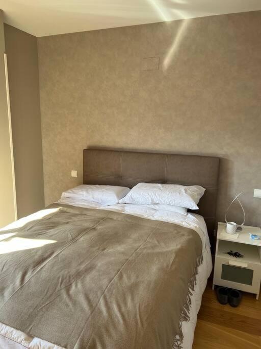 Relajate Despues De Patear Madrid Apartman Kültér fotó