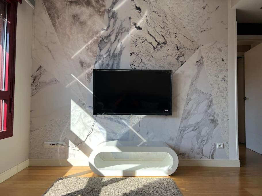 Relajate Despues De Patear Madrid Apartman Kültér fotó